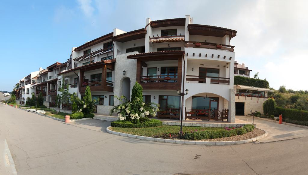 White Coast Beach Apartments Kawarna Exterior foto